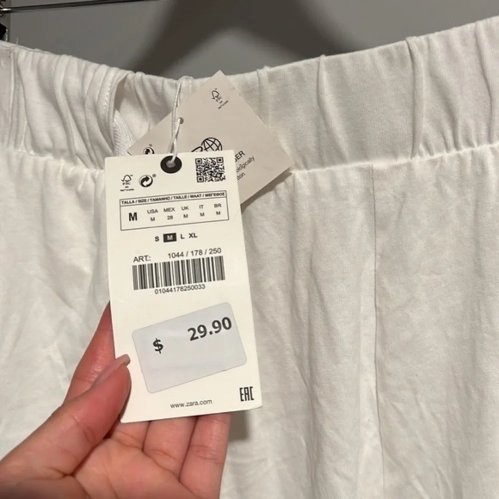 Zara white linen joggers NWT‎